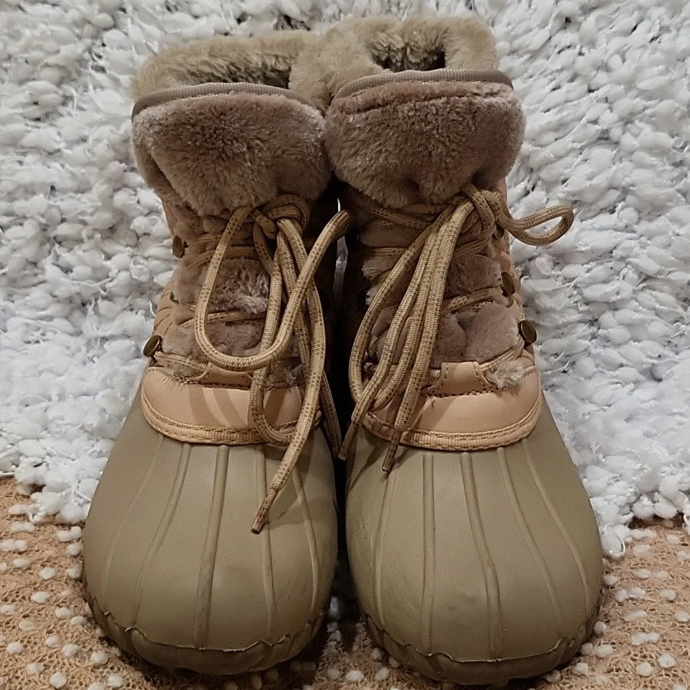 Baretrap Duck Boots - Picture 3 of 16